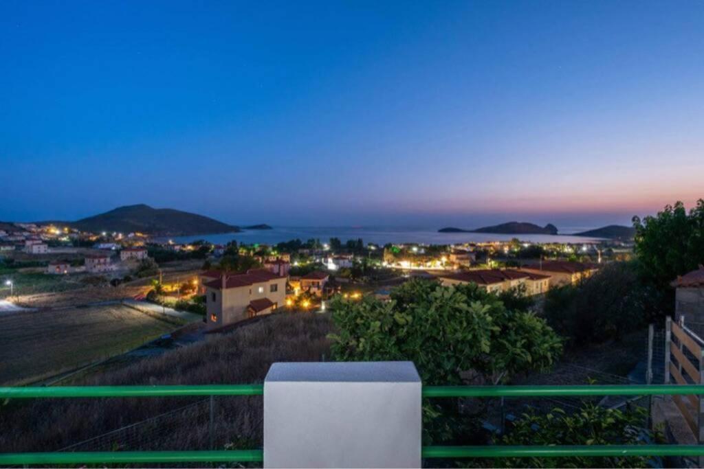 Вілла Platy Sea View Lxs Екстер'єр фото